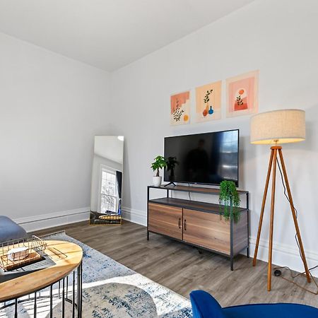 Casa Soleada In East Rock Near Dt And Yale Som With Free Parking And King Bed Apartment New Haven Exterior photo